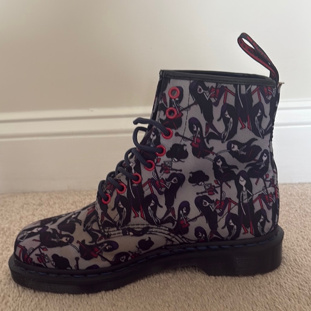 Dr. Martens Dr Martens Unisex Castel Grey Marceline Vampire Queen Boots - Picture 6 of 9